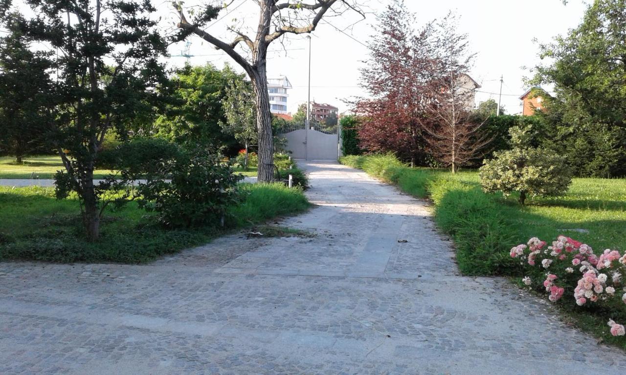 Apartmán Chiara Cuneo Exteriér fotografie